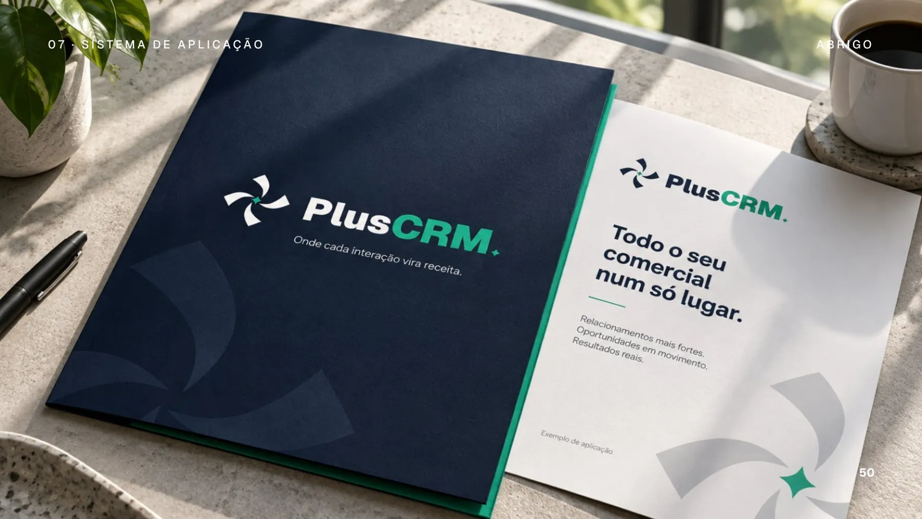 PlusCRM: Do caos ao comando.